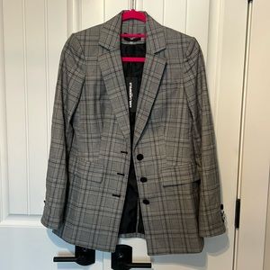 BNWT Women’s Karl Lagerfeld Blazer